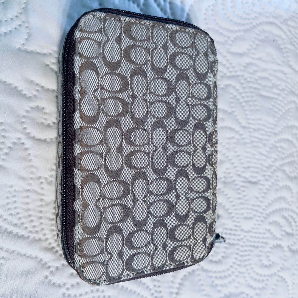 Coach Signature Travel Jewelry Bag in Brown and Cream